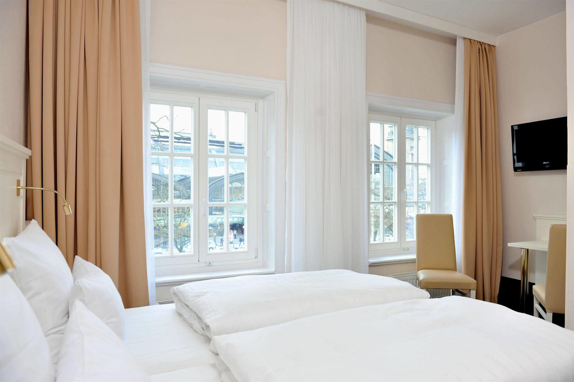 Hotel Fuerst Bismarck Hamburgo Exterior foto